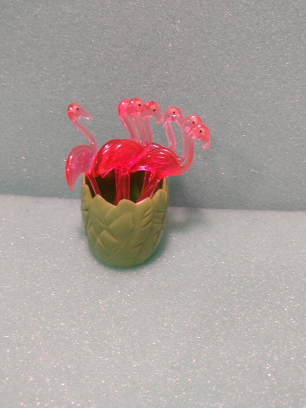 Set of 8 Pink Flamingo Crazy Eyes Cocktail Picks with a Green Leaf Holder - Picture 3 of 5